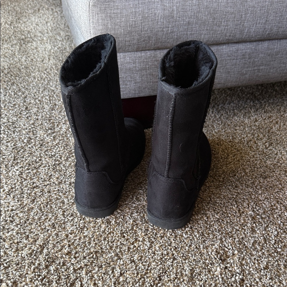 Black Suede Winter Boots - Picture 3 of 5